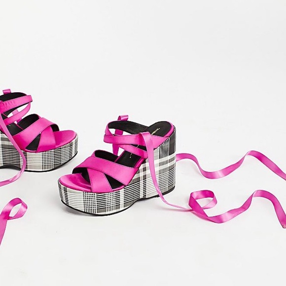Free People Shoes - Free People Kelly wedge sz39 Hotpink/Blk